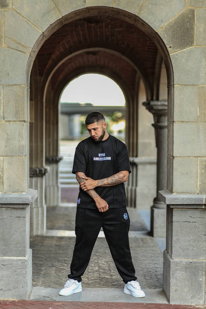 HYKE Amsterdam - Luxury Velvet Tracksuit – View 2