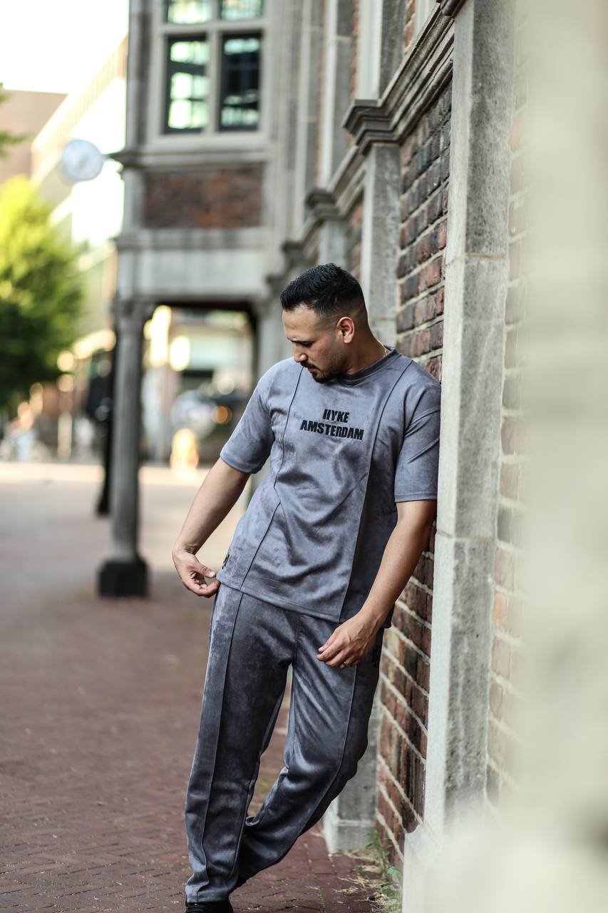 HYKE Amsterdam - Luxury Velvet Tracksuit – View 4